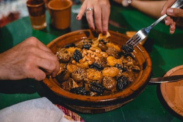 What's the key to a flavorful moroccan tagine?